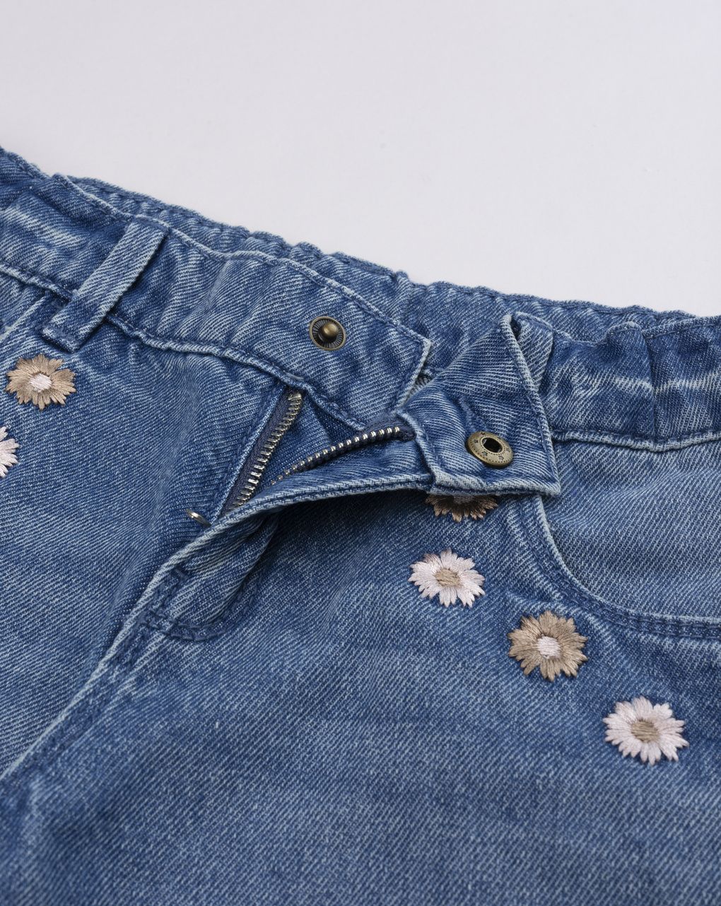 Pantaloni denim bambina blu con ricamo
