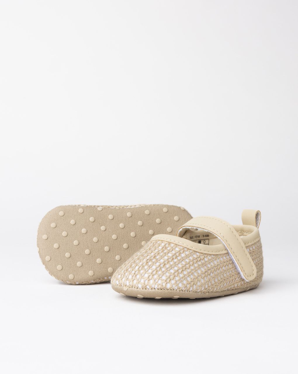 Scarpine neonata beige traforate