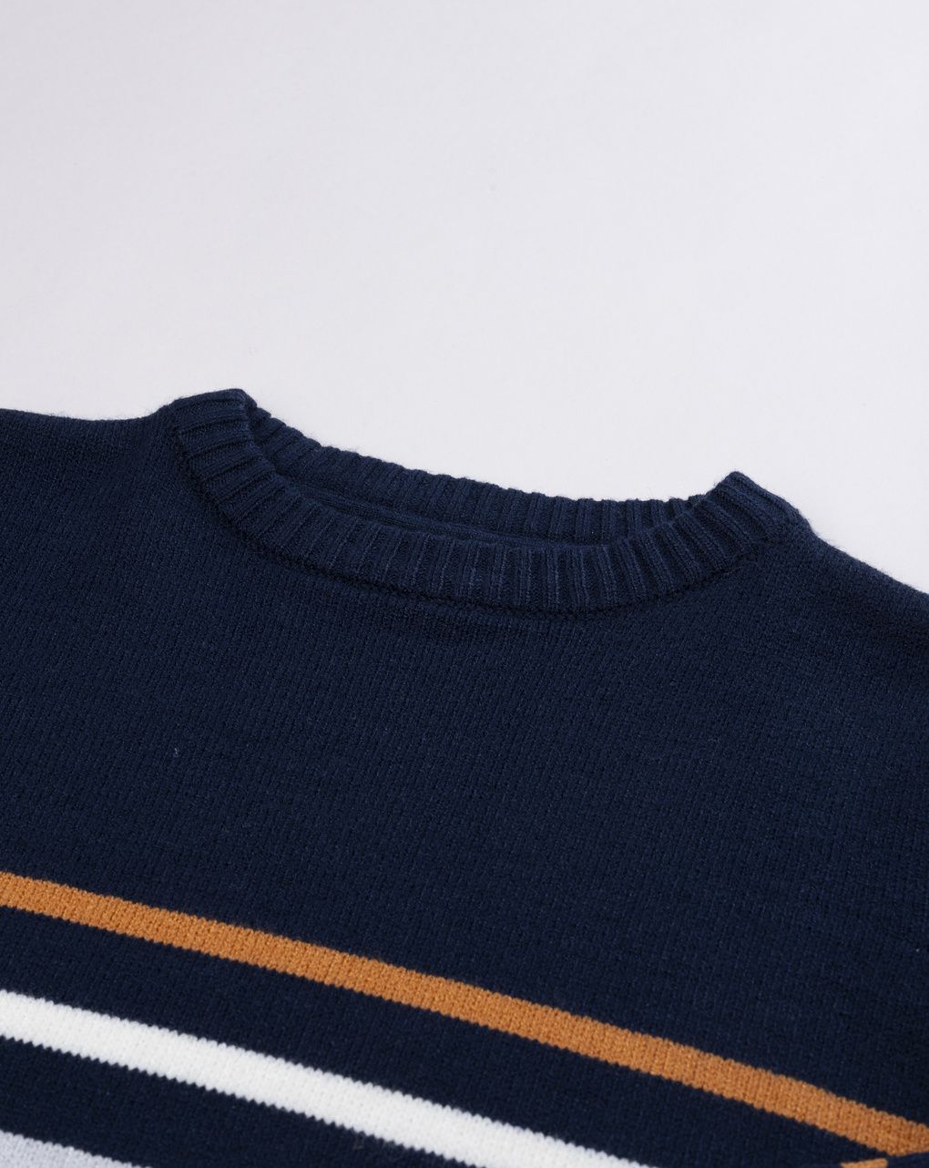 Maglia tricot bambino blu con righe multicolor