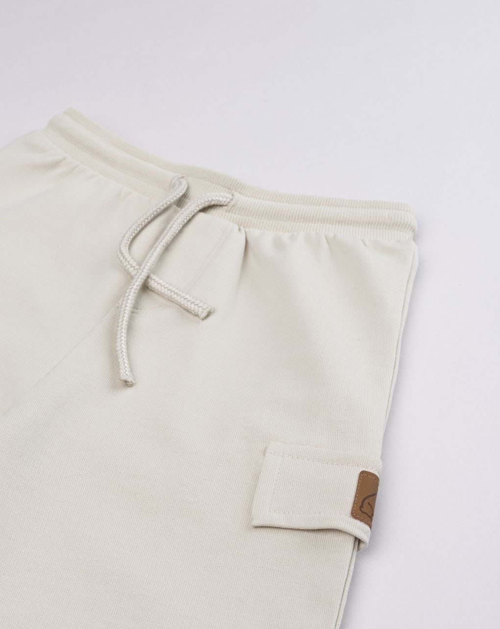 Pantalone bimbo beige con cordino e tasche