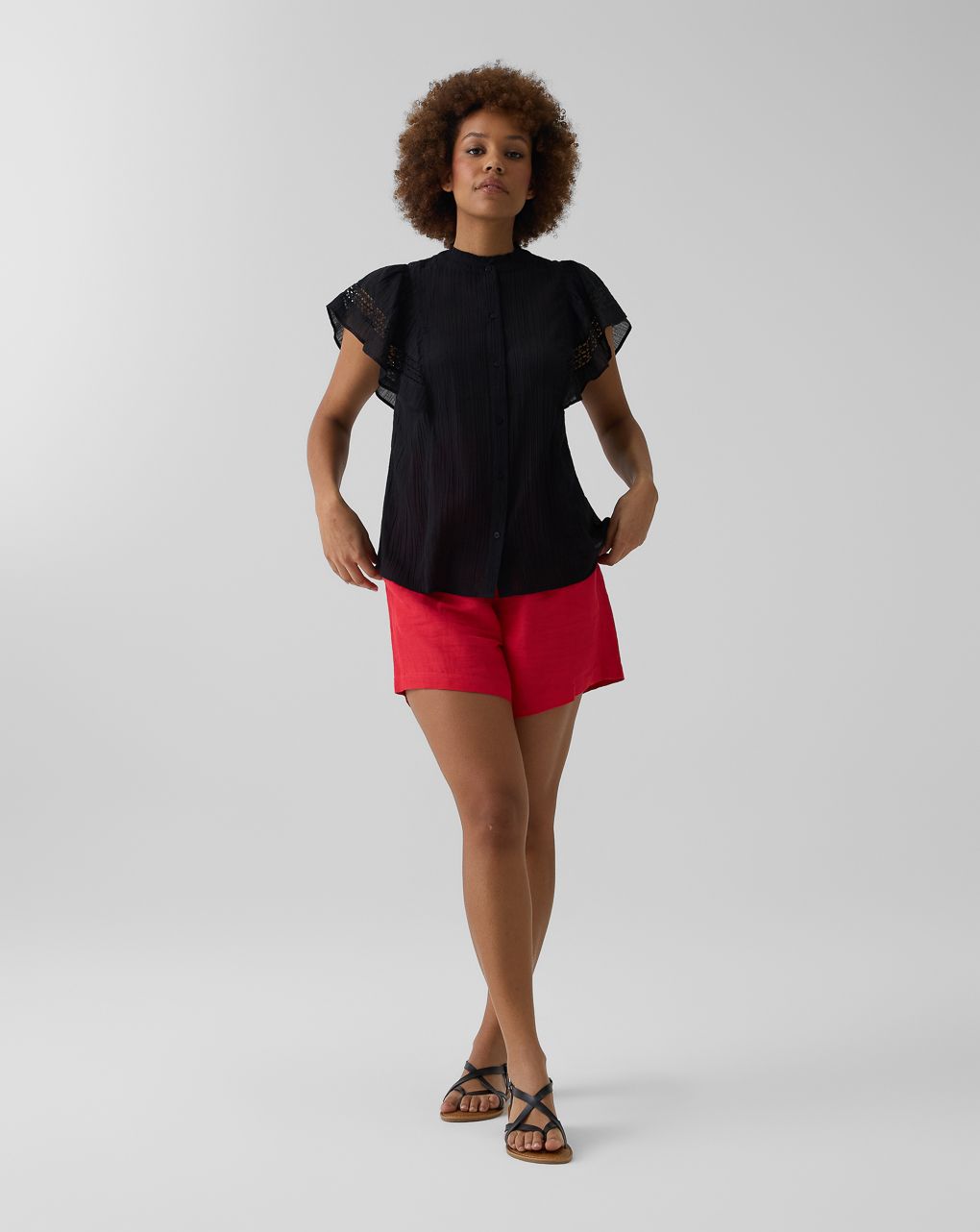 Camicia allattamento nera con maniche volant sangallo