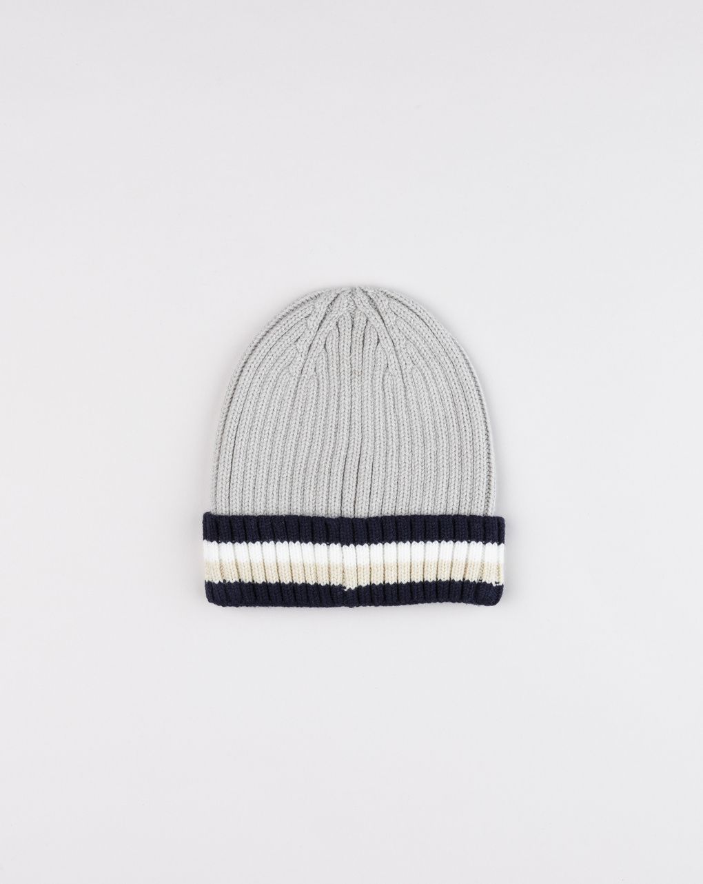 Cappellino tricot bimbo con ricamo sul davanti