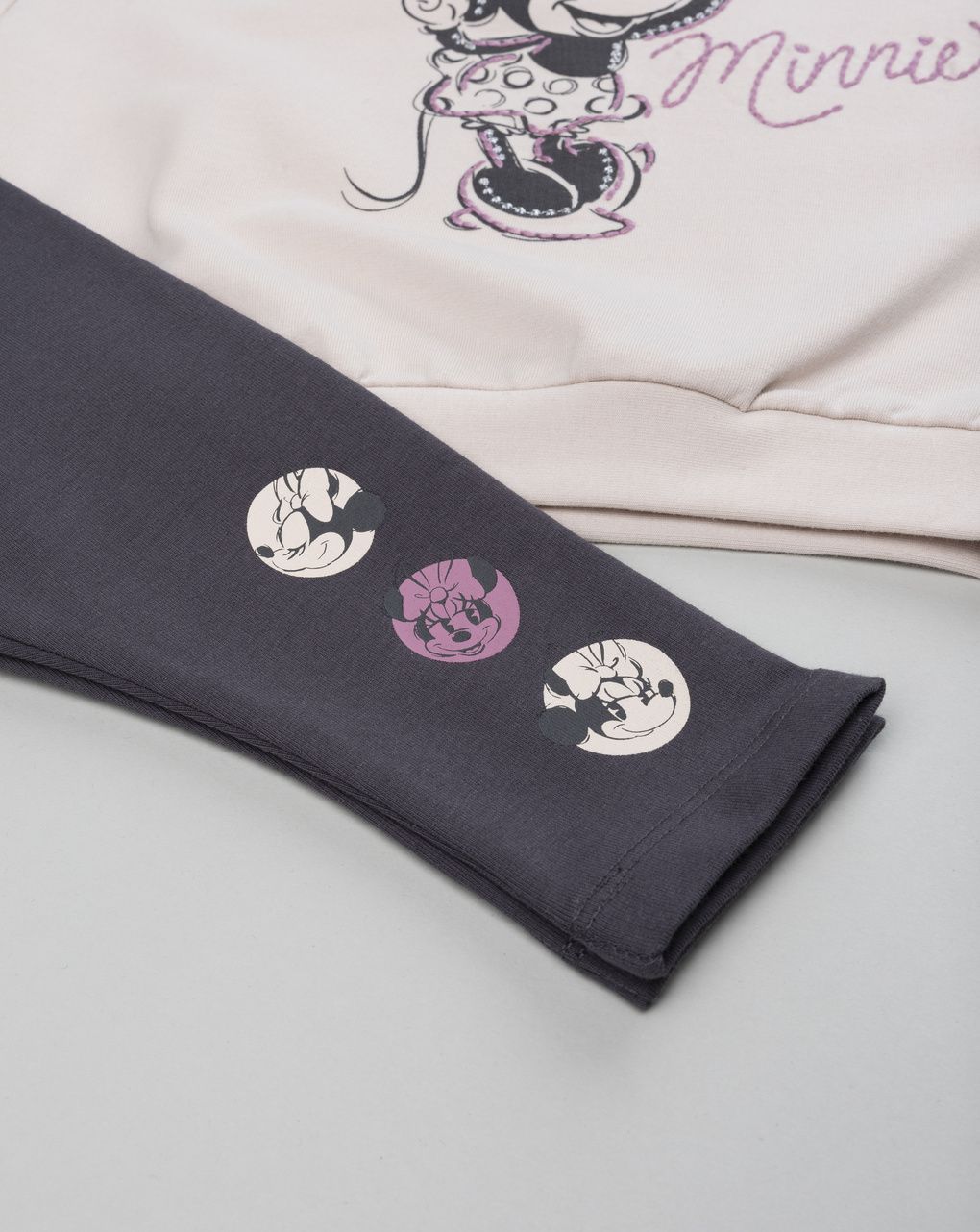 Completo jogging bimba con minnie