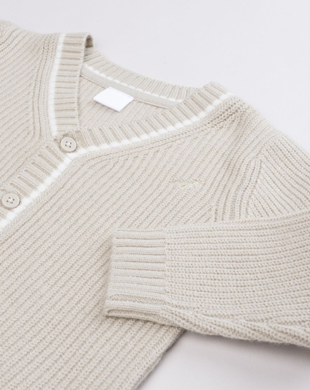Cardigan bimbo beige in maglia stile college