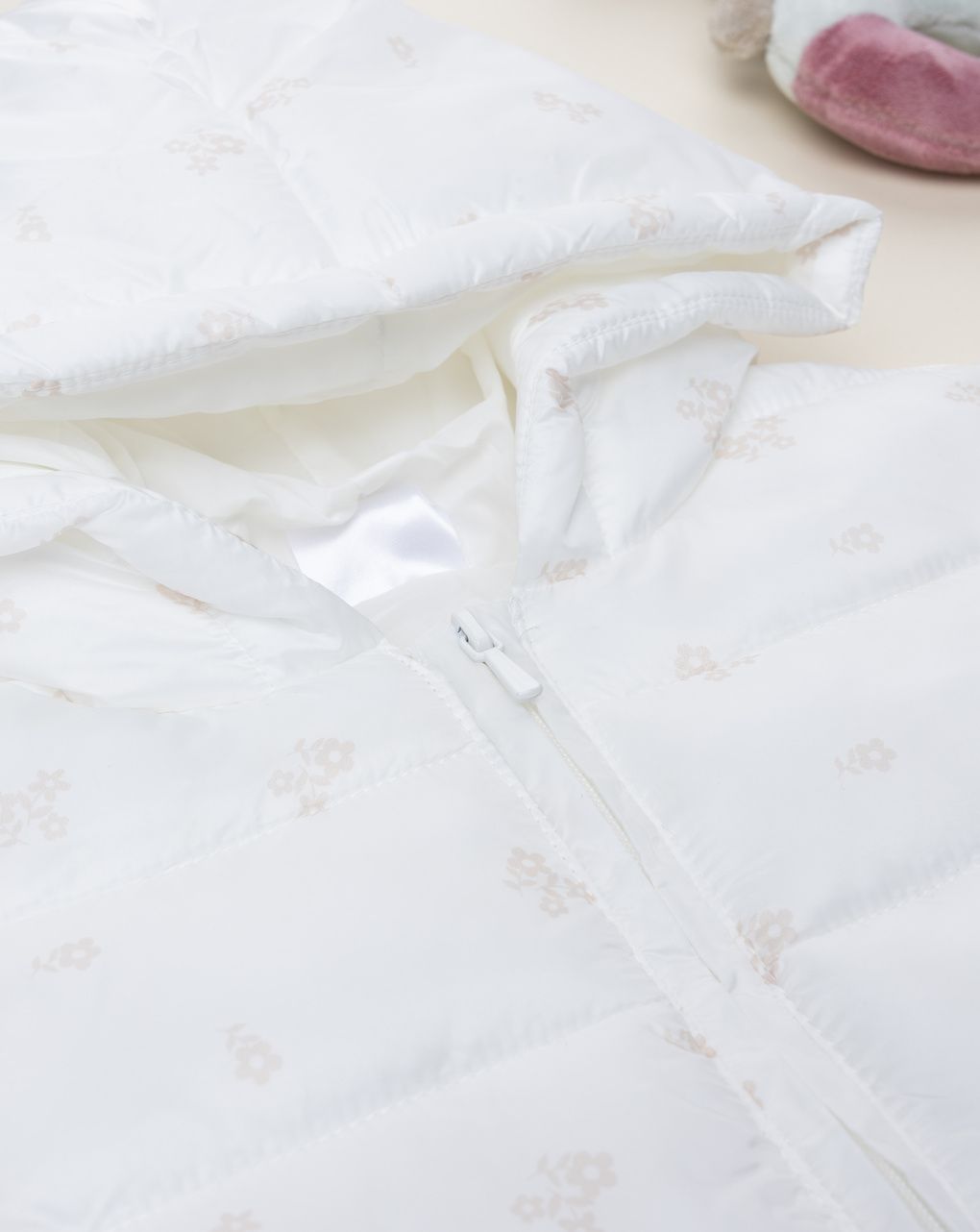 Giacca bimba bianca con cappuccio e zip