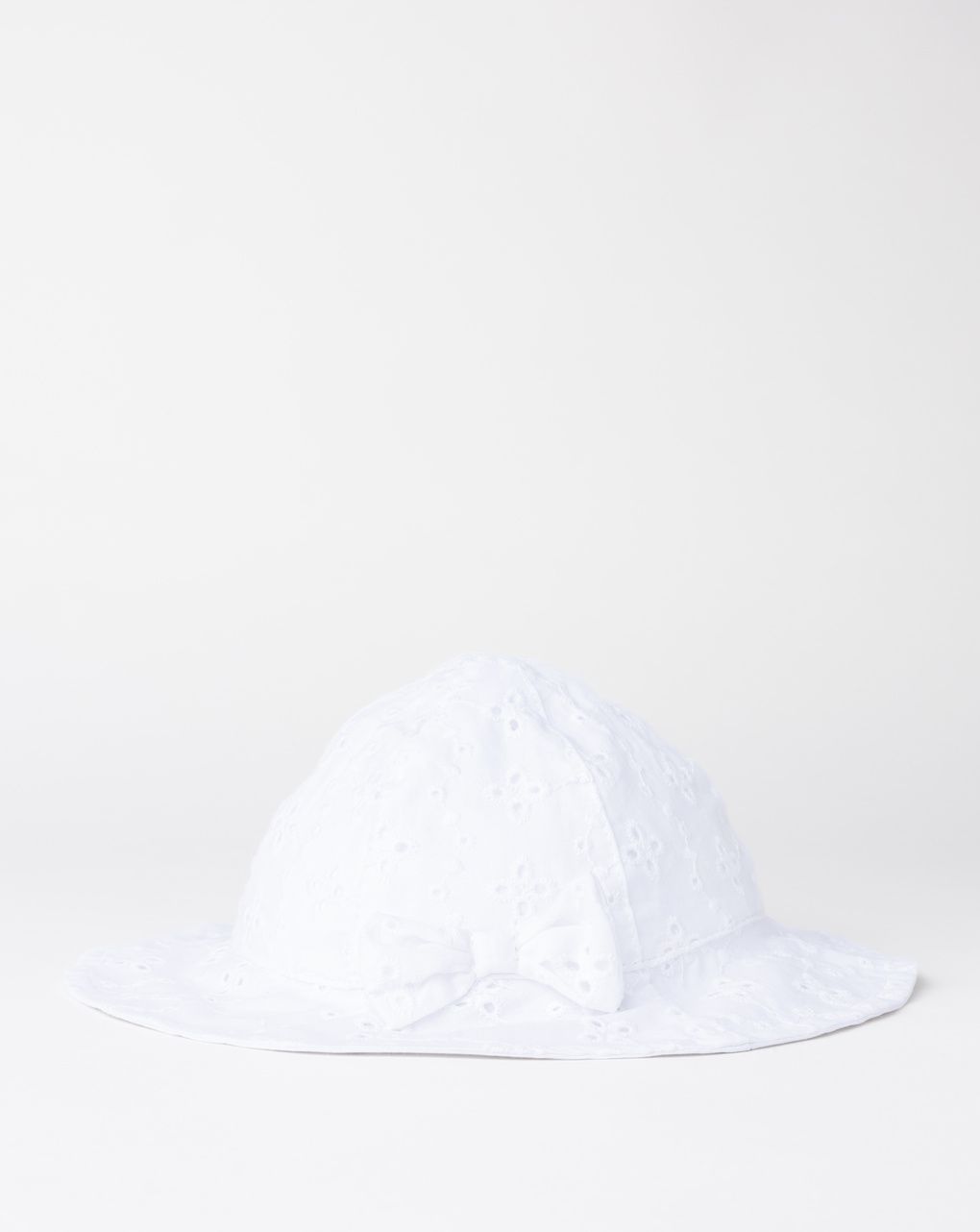 Cappello bimba bianco in sangallo con fiocco