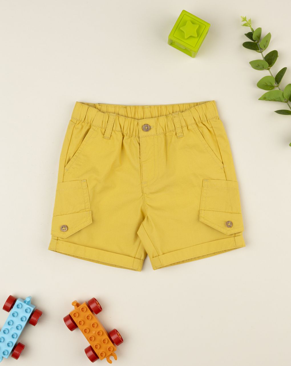 Shorts bimbo giallo con tasche