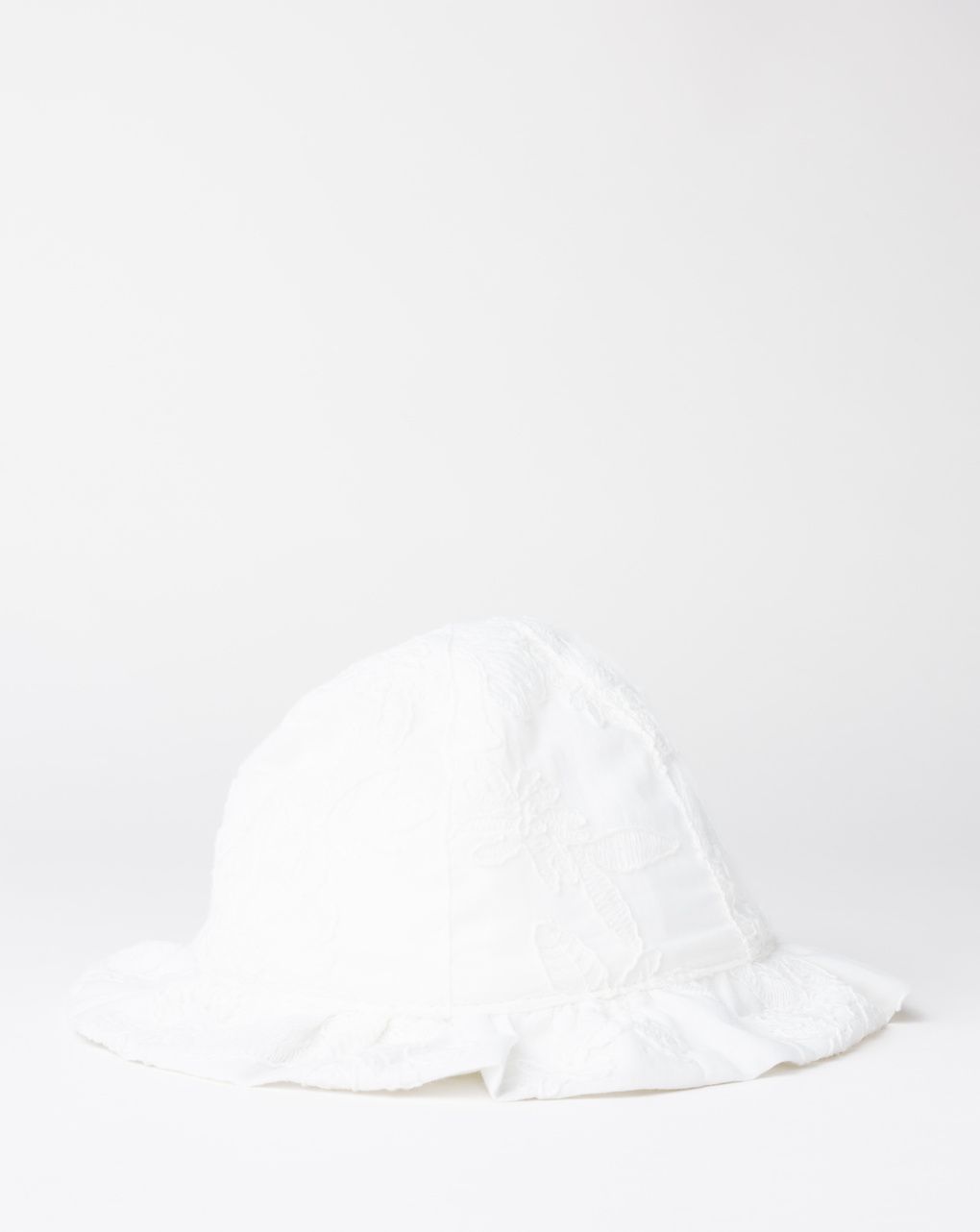 Cappello elegante bimba bianco con ricami tono su tono