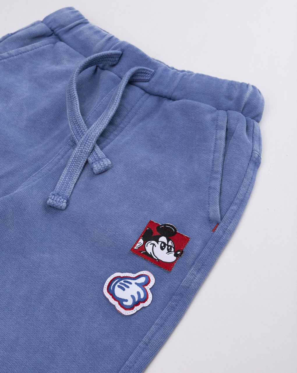 Pantaloni in felpa bimbo con patch mickey mouse