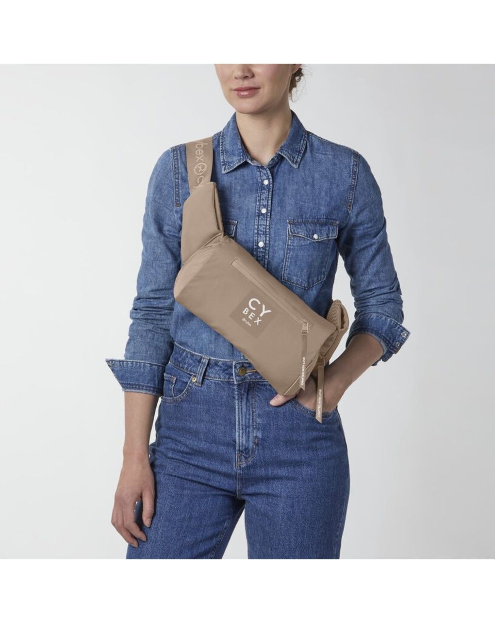 Coya carrier cozy beige - cybex platinum