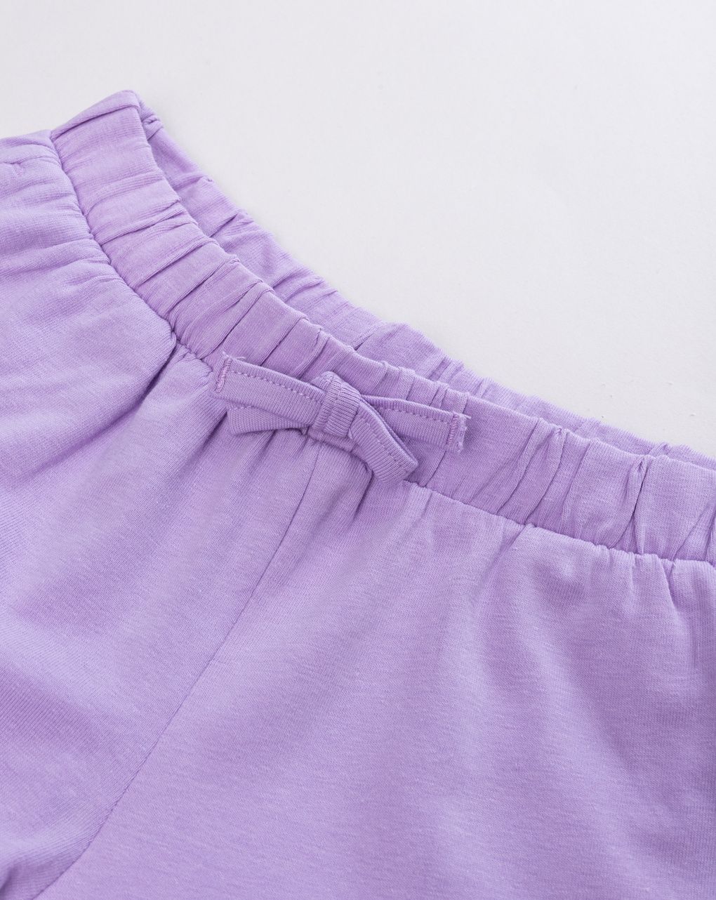 Shorts lilla bambina con volant