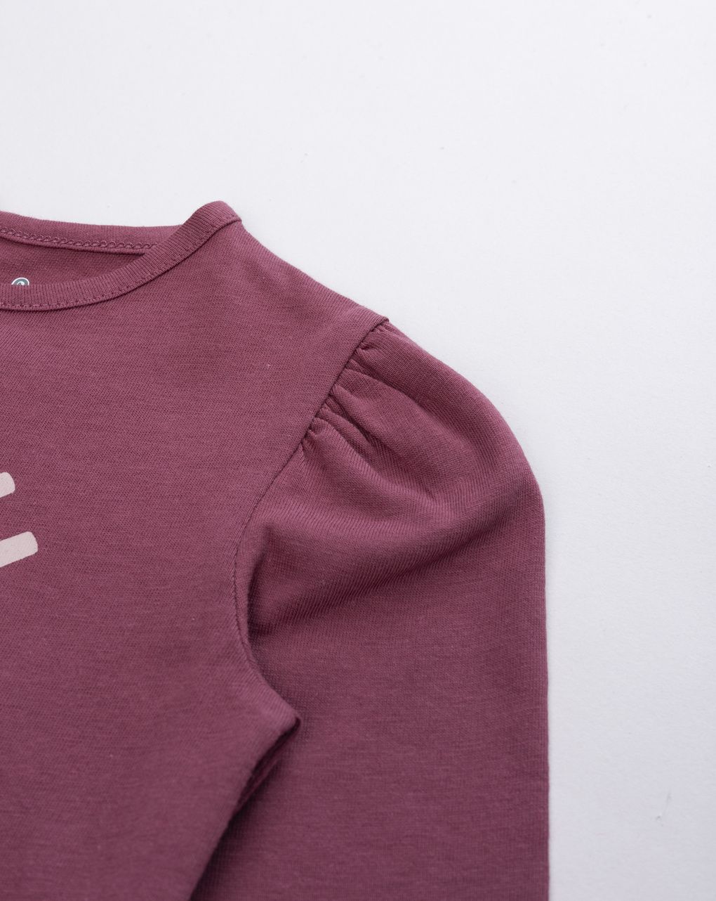 T-shirt a maniche lunghe bordeaux da bimba "with love"