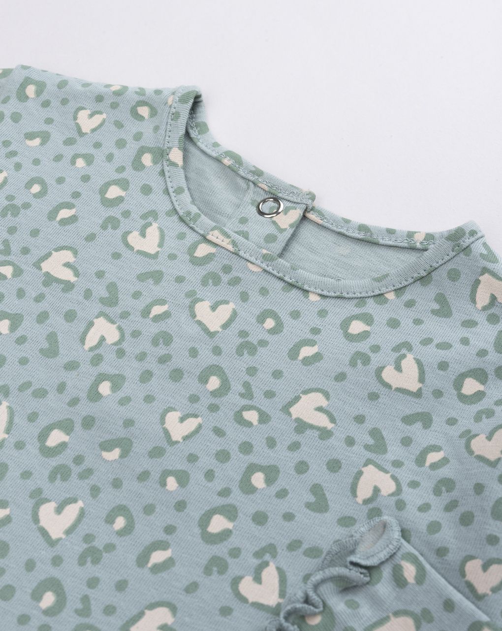 T-shirt in jersey verde con stampa allover da bimba