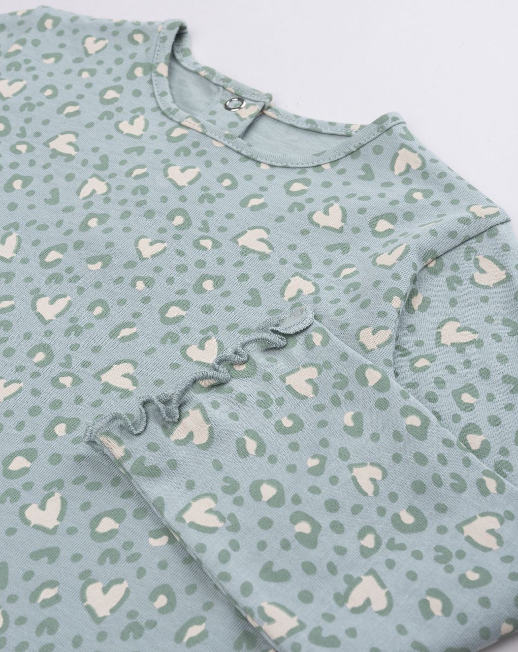 T-shirt in jersey verde con stampa allover da bimba