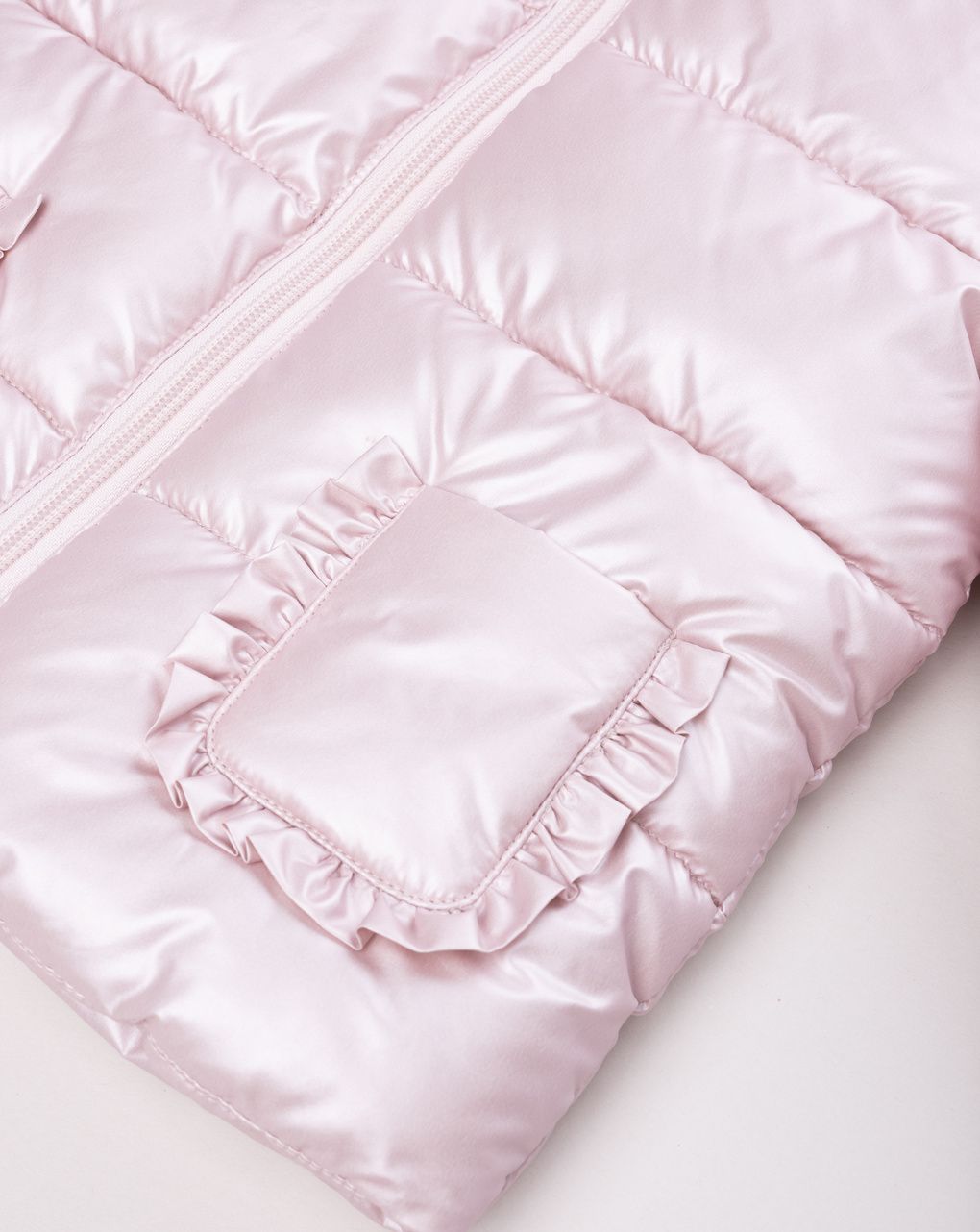 Giubbotto piumino bimba rosa lucido con cappuccio e volant