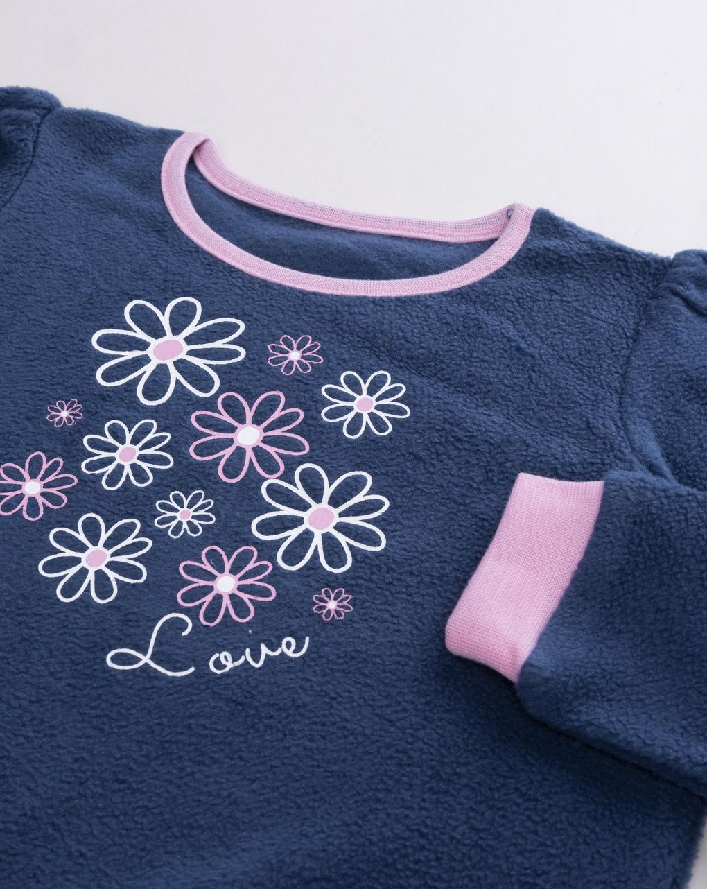 Pigiama invernale bambina in pile con fiori e scritta "love"