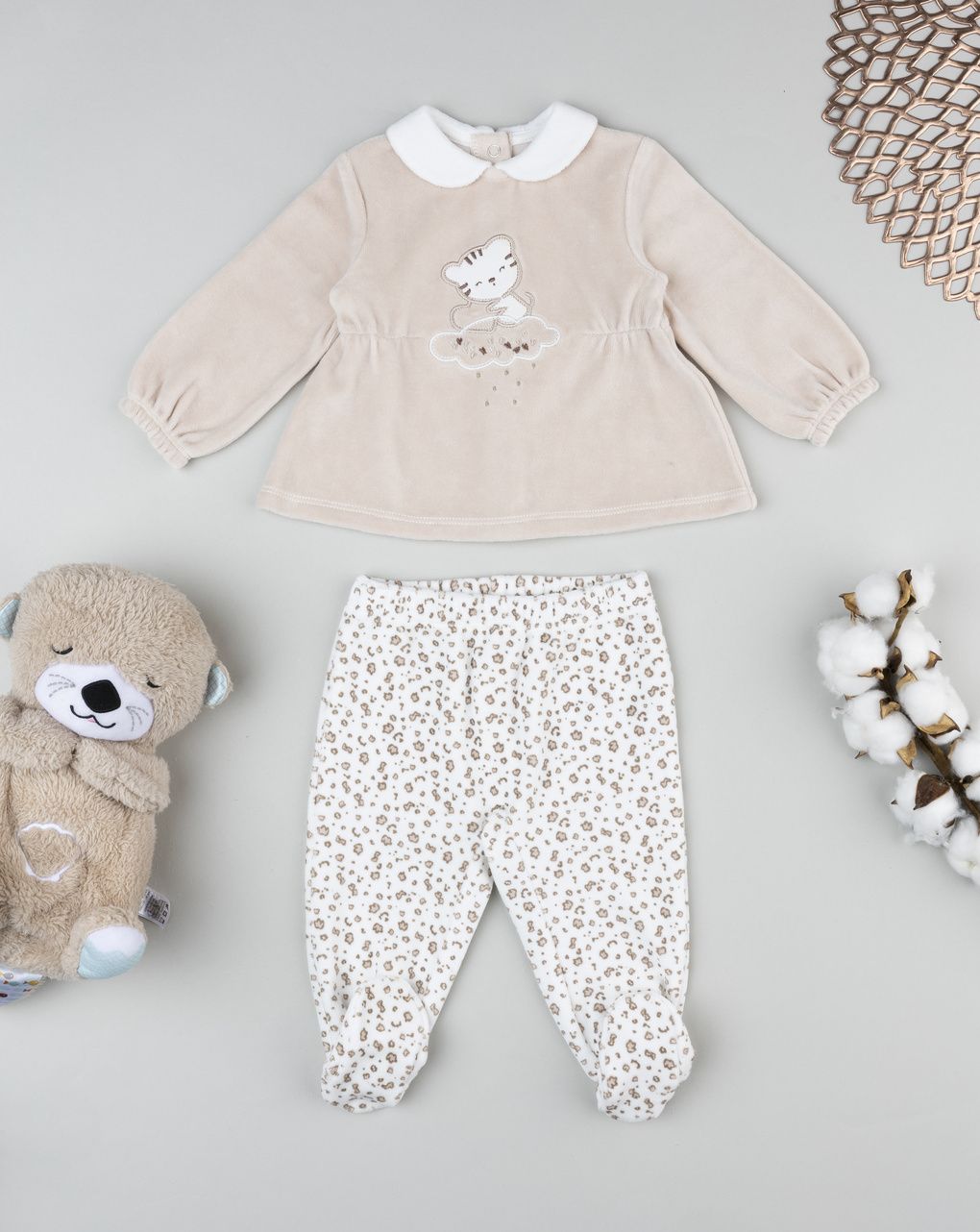 Completo bimba neonata in ciniglia tigre