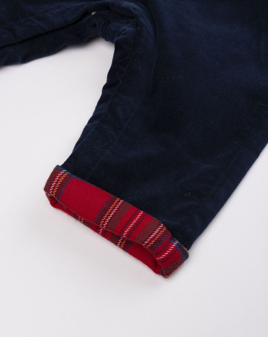Pantalone classico blu scuro con dettagli scozzesi da bimbo