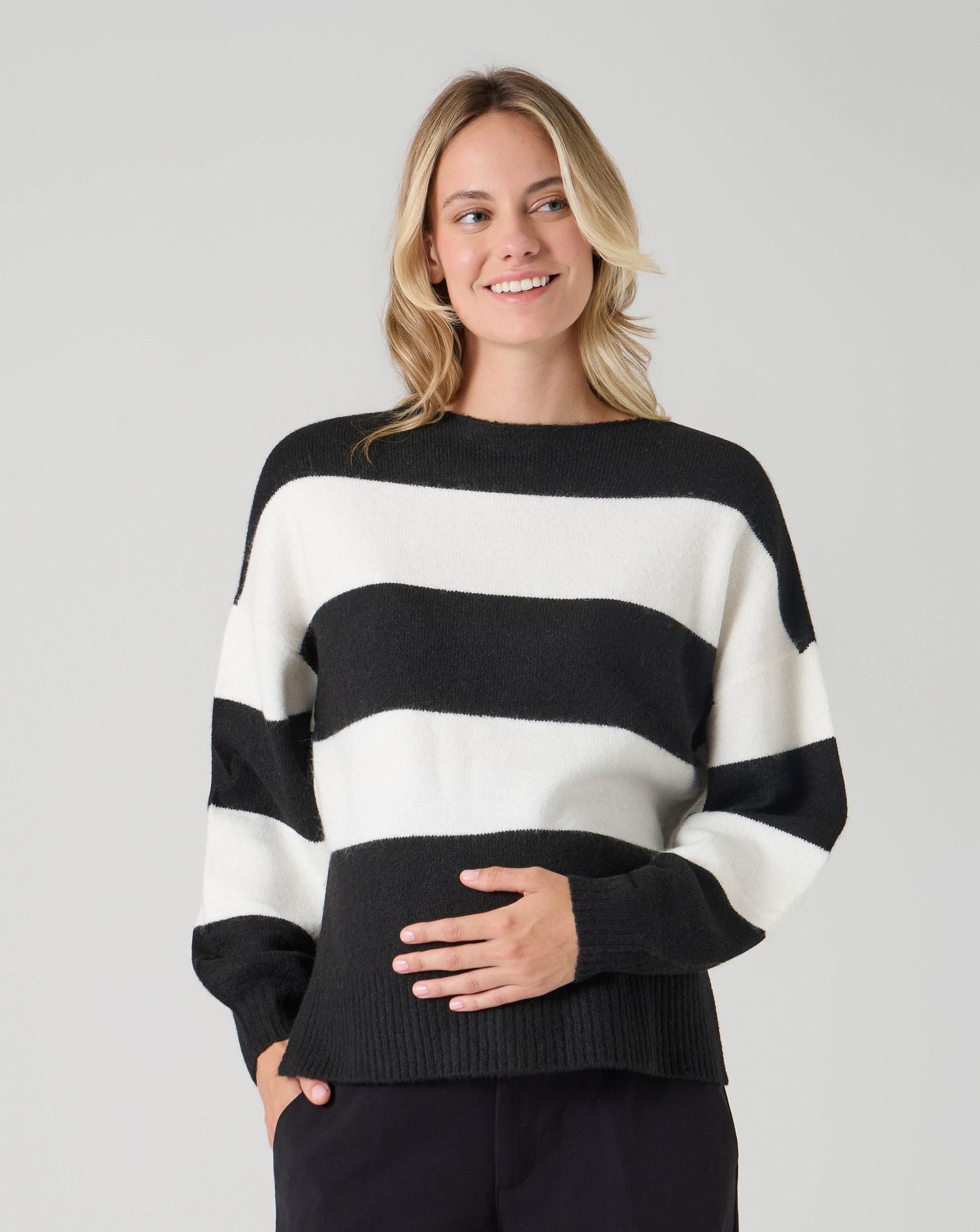 Maglione premaman a righe nero e bianco