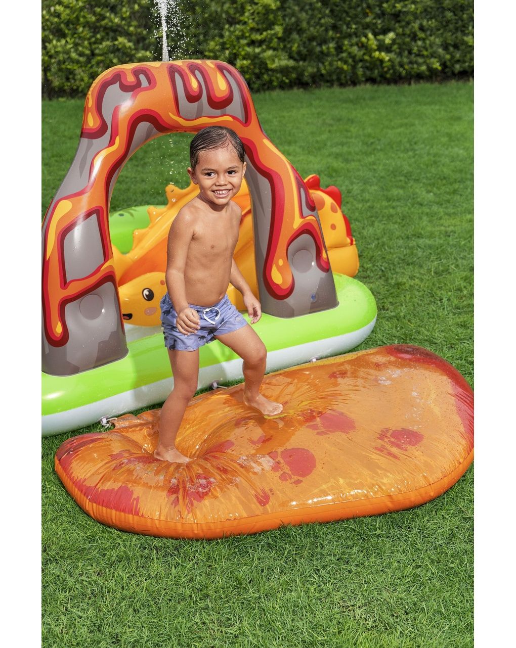 8'7" x 6'2" x 40" / 2,62 m x 1,88 m x 1,02 m centro giochi volcano springs