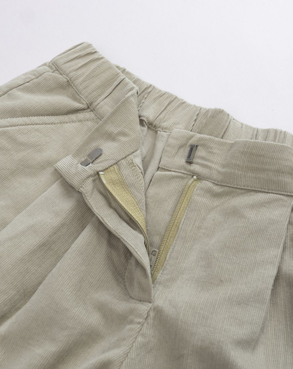 Shorts little wild verde militare bambina