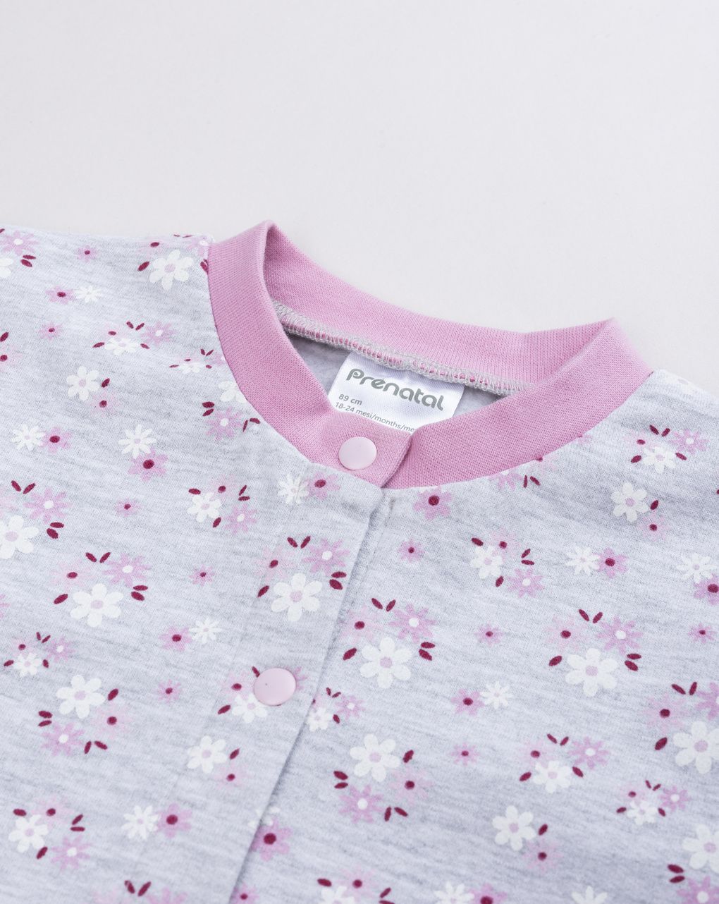 Pigiamone bimba grigio con fiori allover