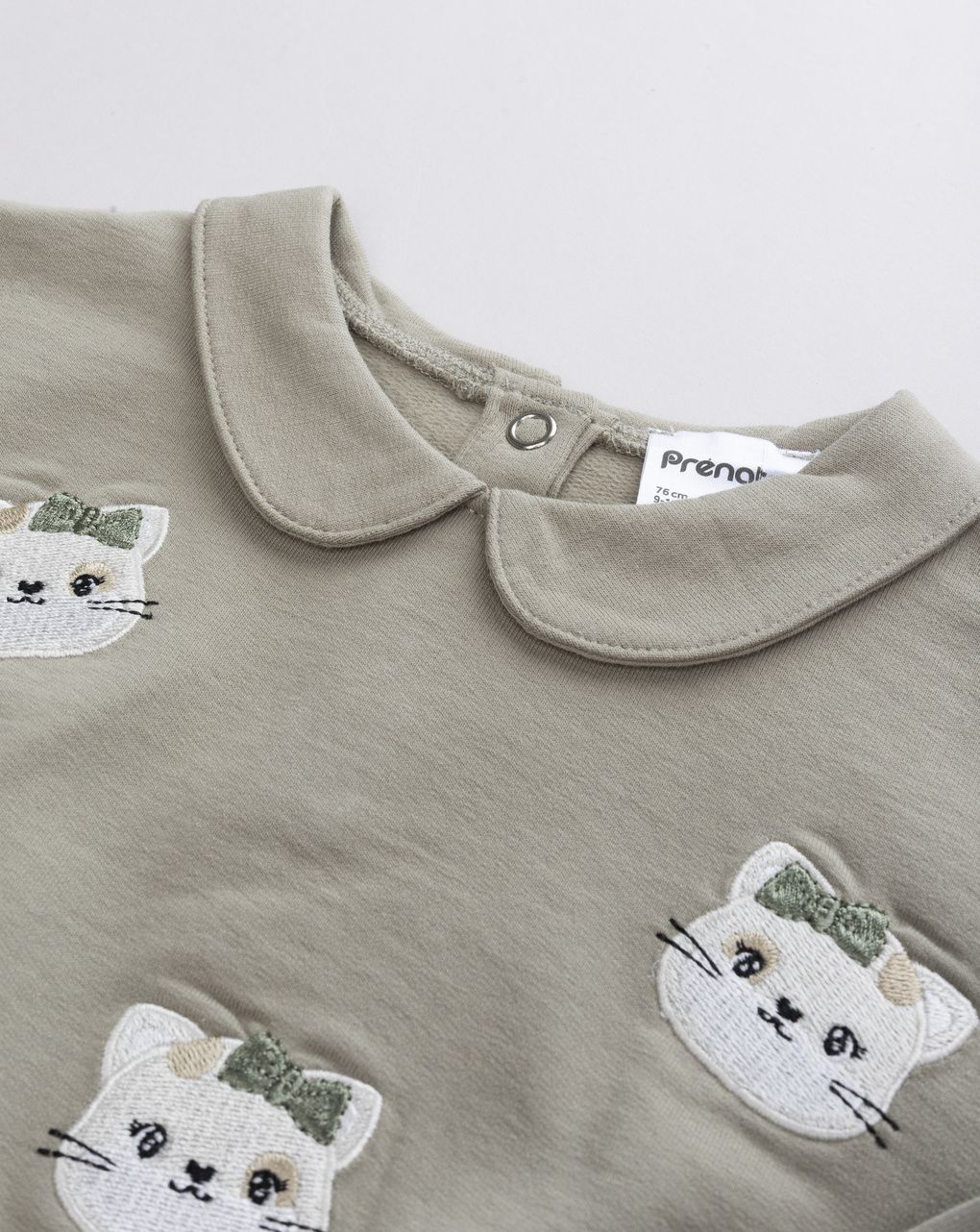 Felpa bimba verde con colletto e pattern gatti
