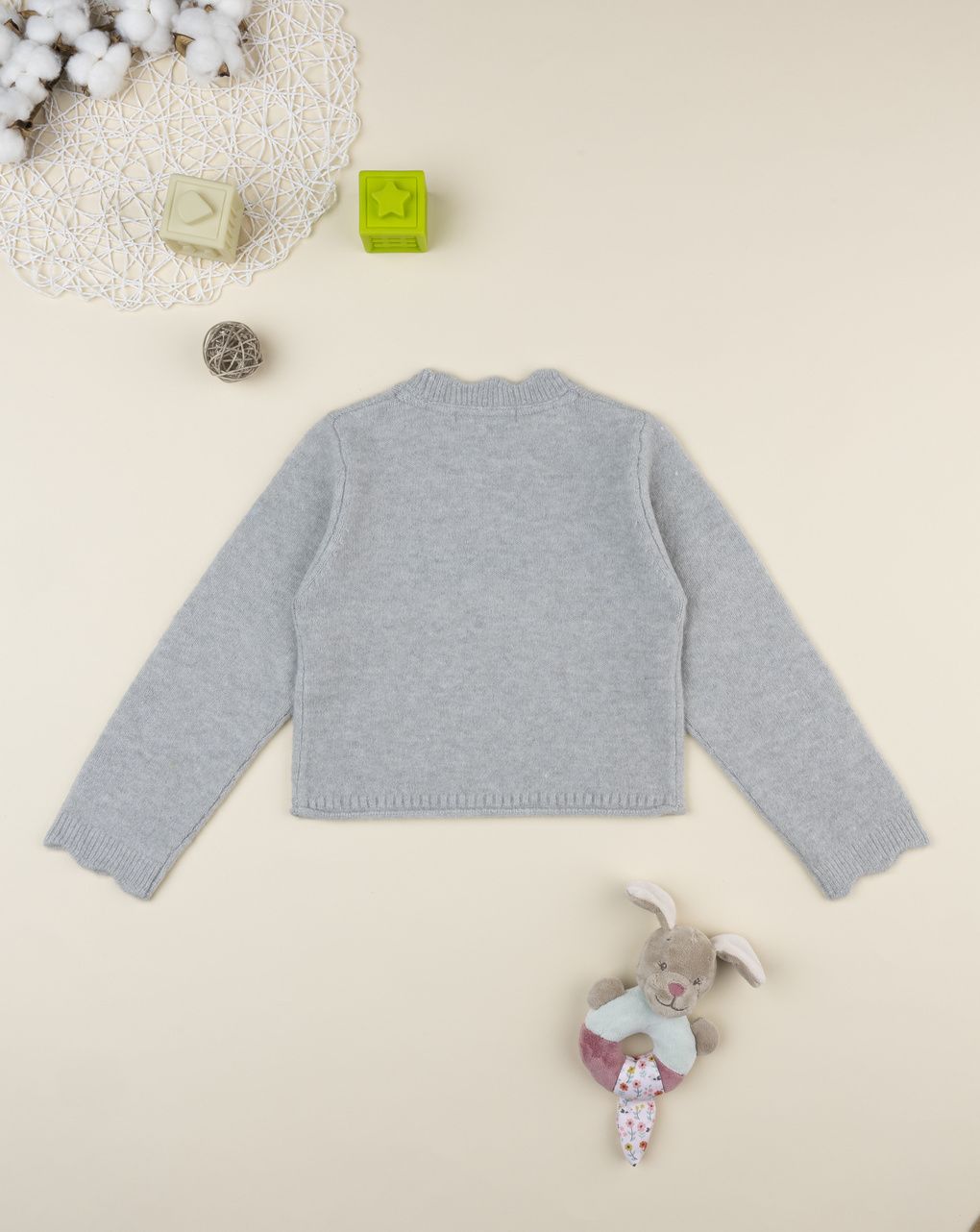 Maglia tricot girocollo bimba grigia con orso