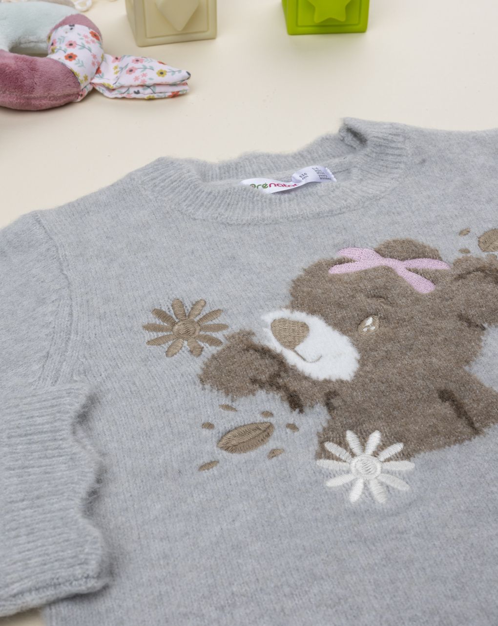 Maglia tricot girocollo bimba grigia con orso