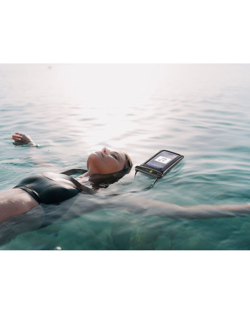 Voyager floaty custodia galleggiante impermeabile universale per smartphone  nera - cellularline