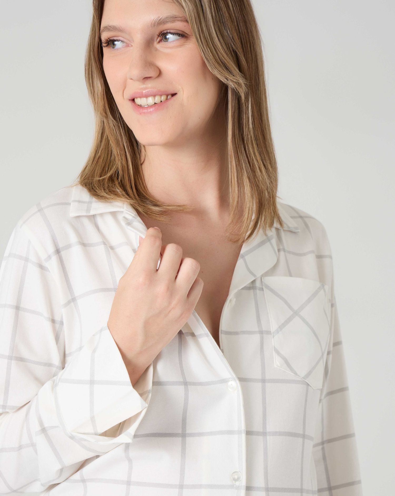 Camicia da notte premaman motivo a quadri panna
