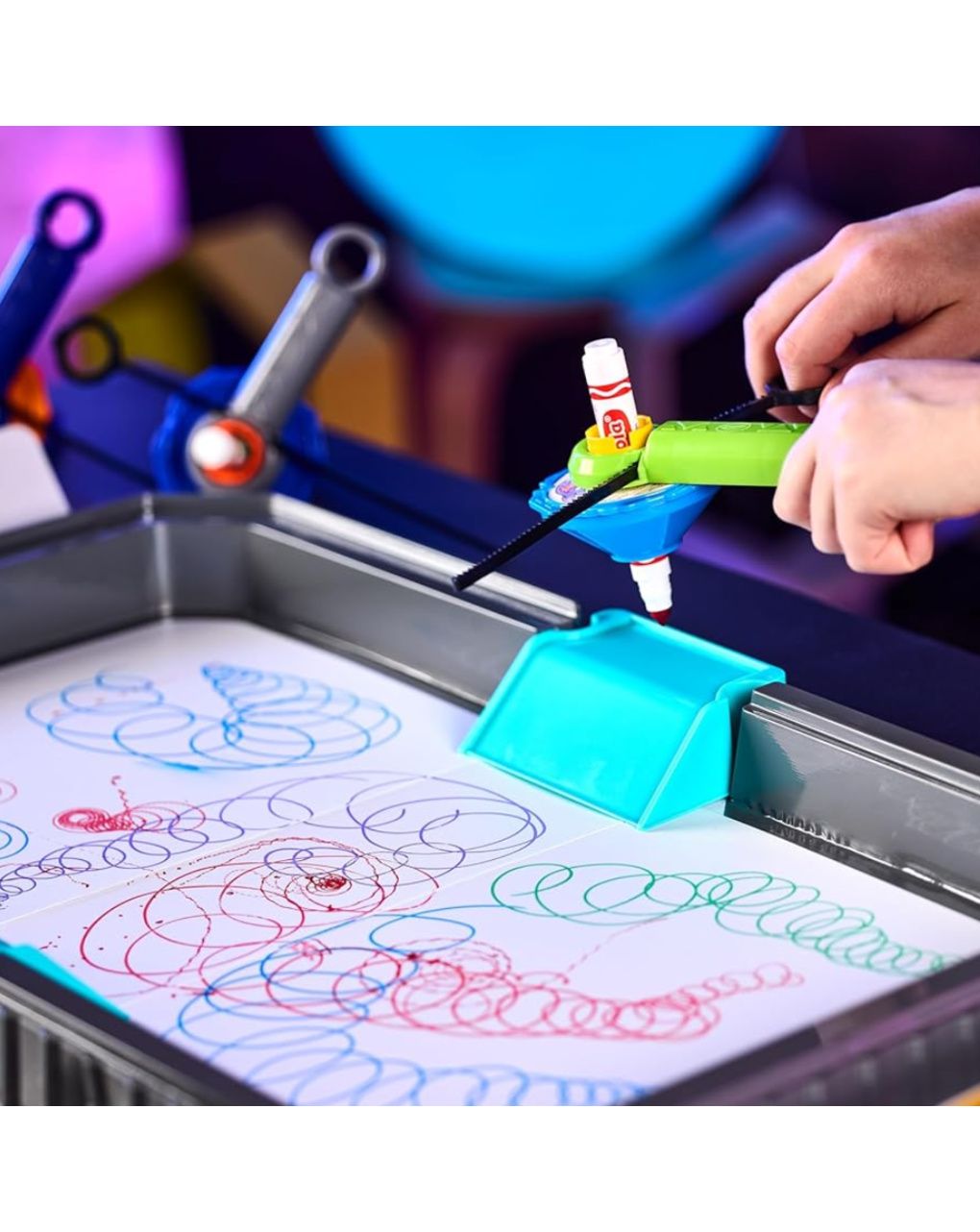 Crayola colourwhirls battle arena