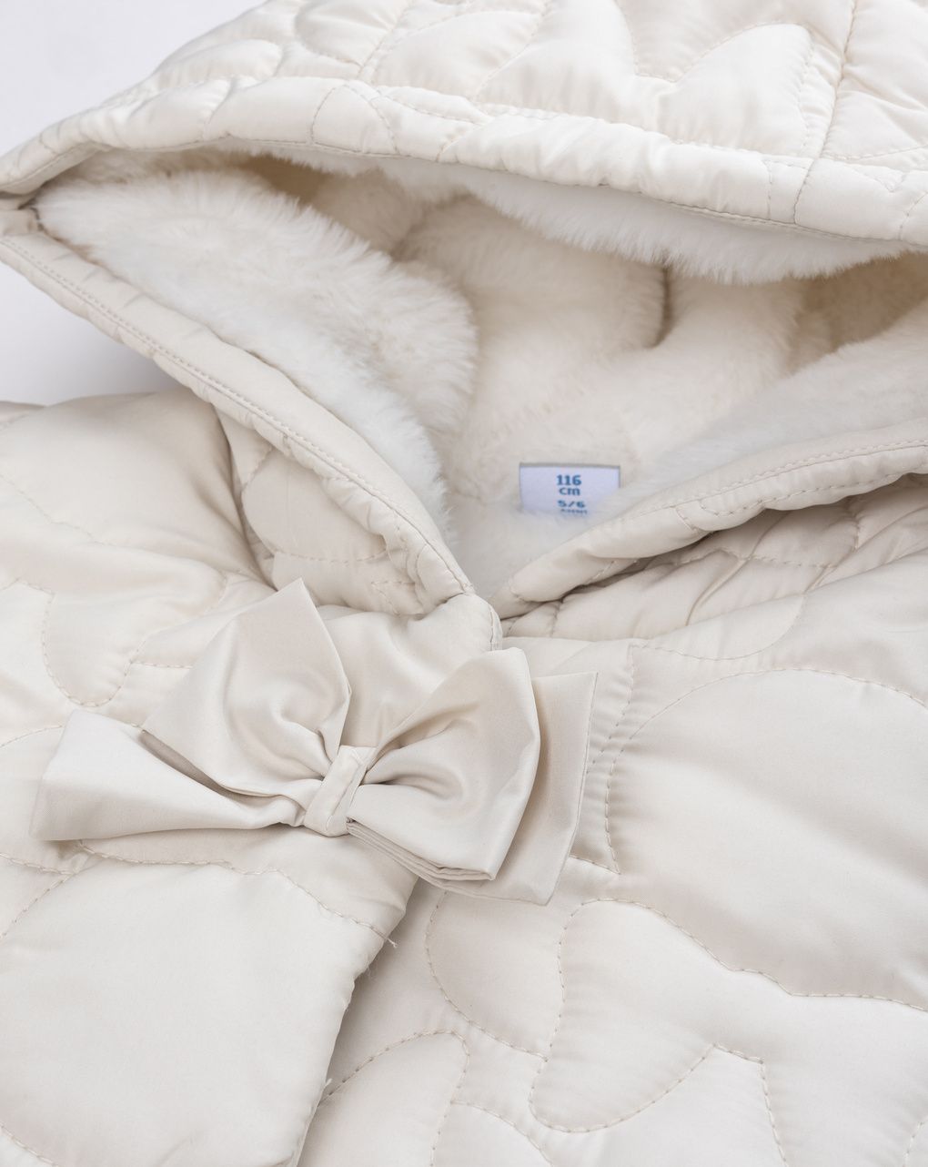 Piumino trapuntato da bambina minnie beige con fiocchi