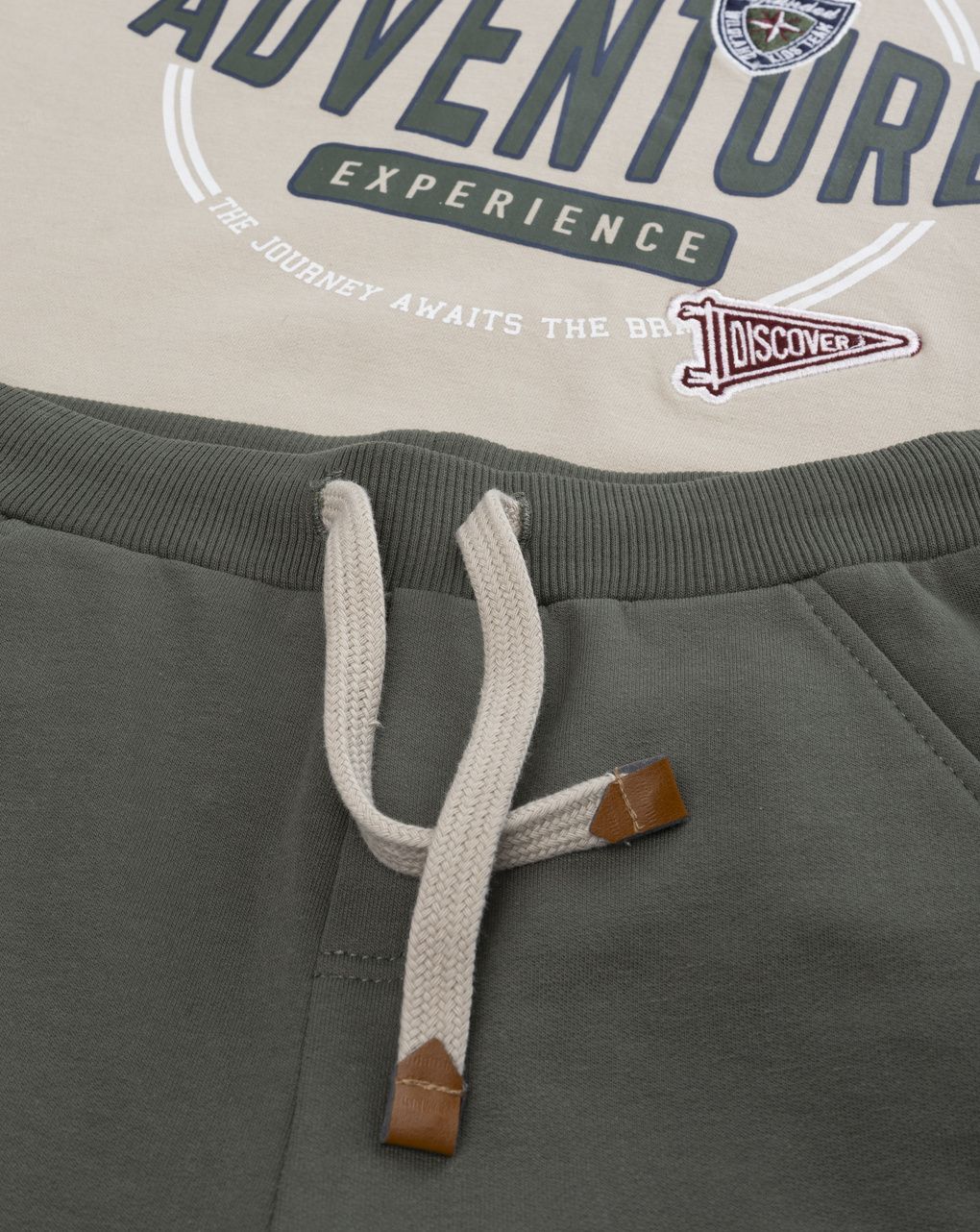 Jogger felpato bambino a manica lunga con cappuccio e stampa