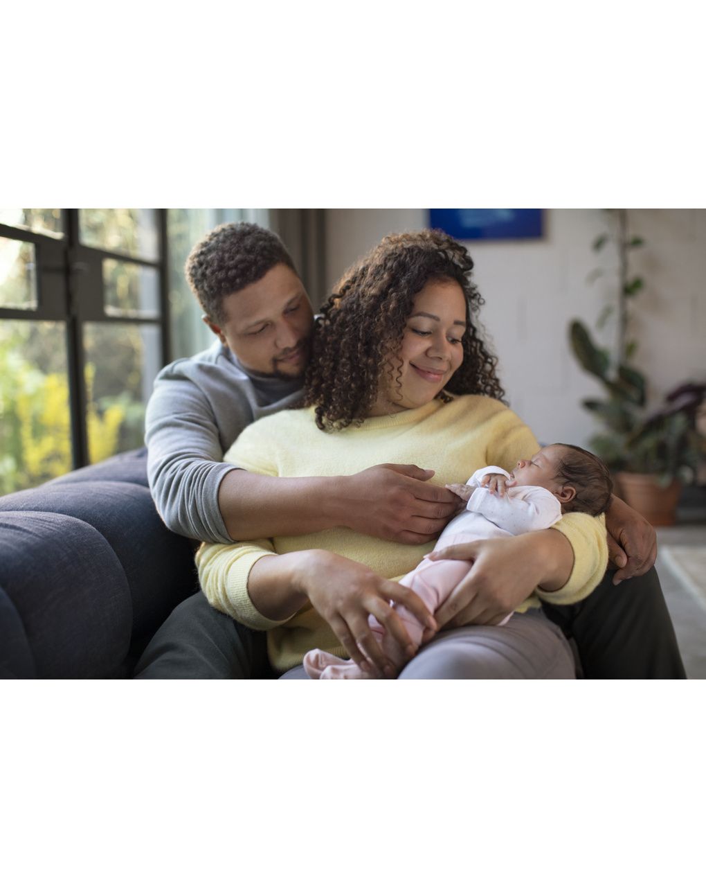 Biberon natural response set 2 biberon in vetro 240ml tettarella a flusso medio 1m+ 3-6 mesi - philips avent