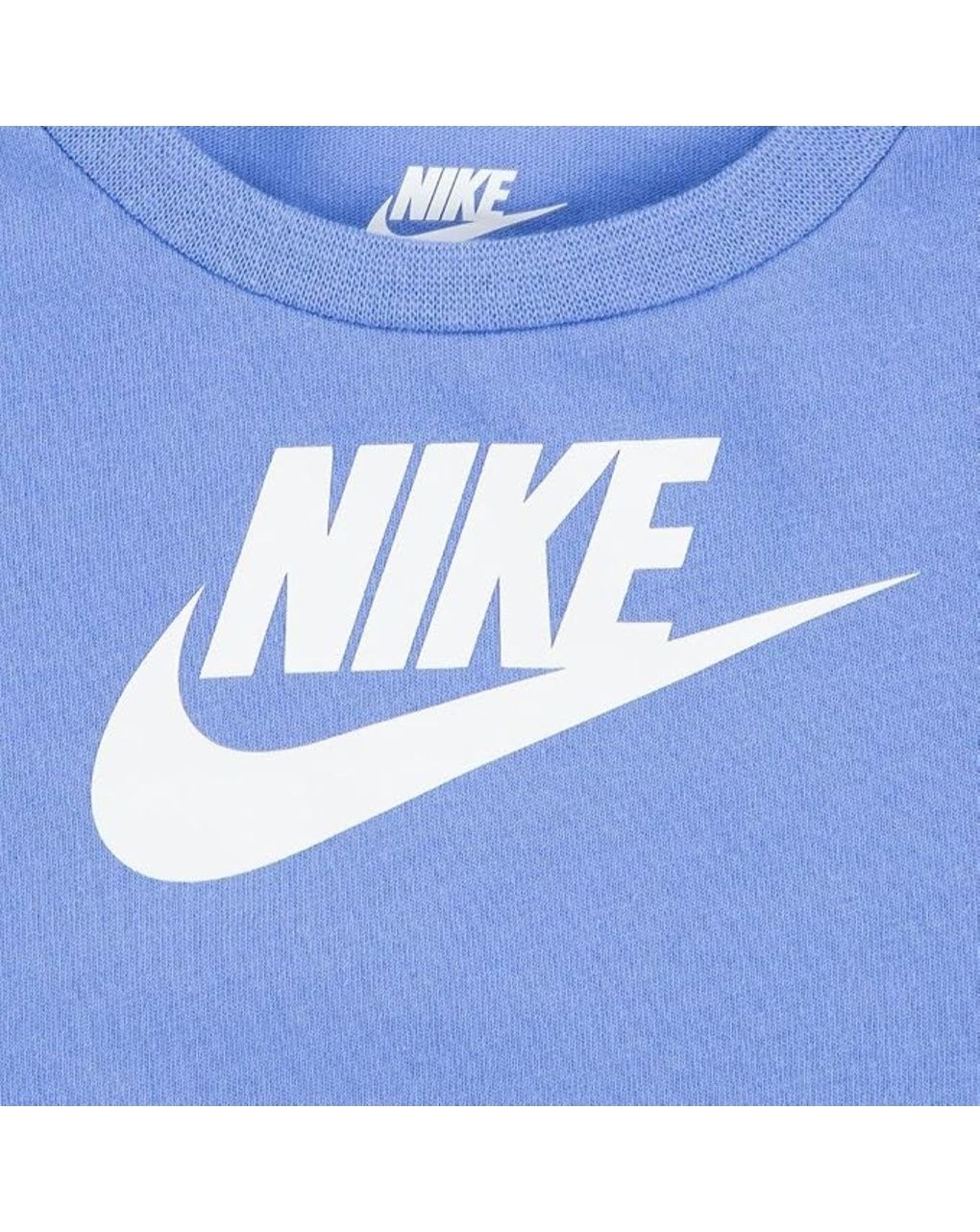 Completo nike bambino t-shirt e shorts azzurro e bianco